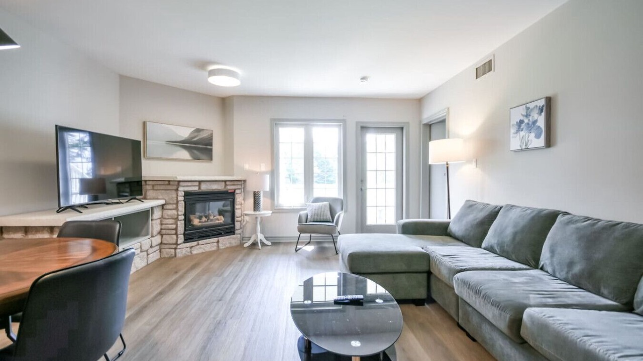 Photo of Livingroom in Oro-Medonte
