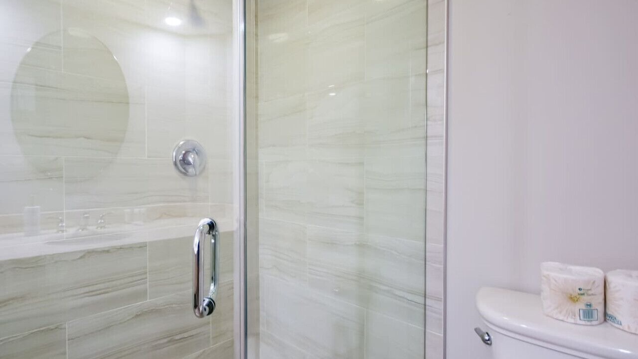 Photo of Bathroom in Oro-Medonte