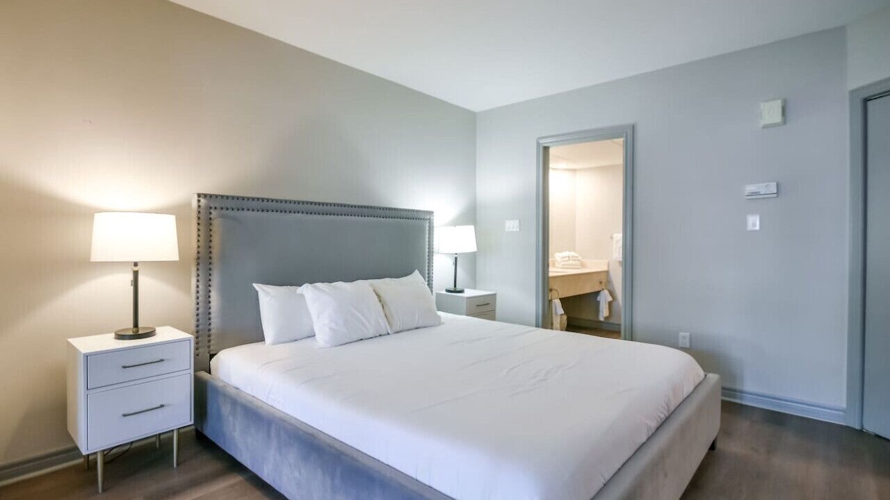 Photo of Bedroom in Oro-Medonte