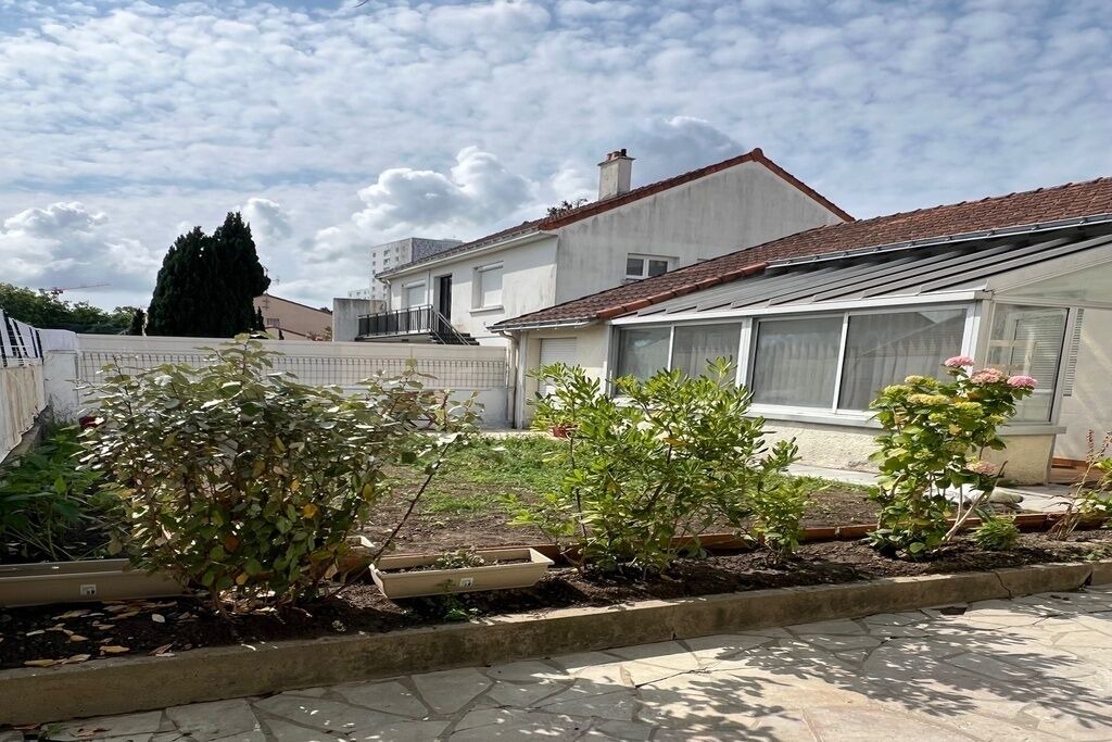 Photo of Outdoor in Bout des paves-Chene des Anglais