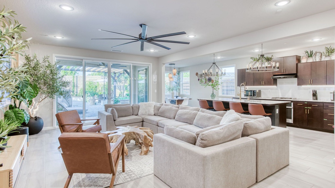 Photo of Livingroom in Raisin