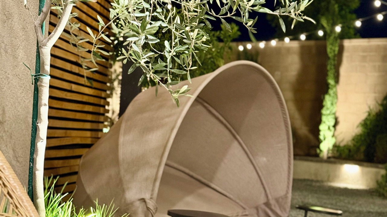 Photo of Outdoor in Raisin