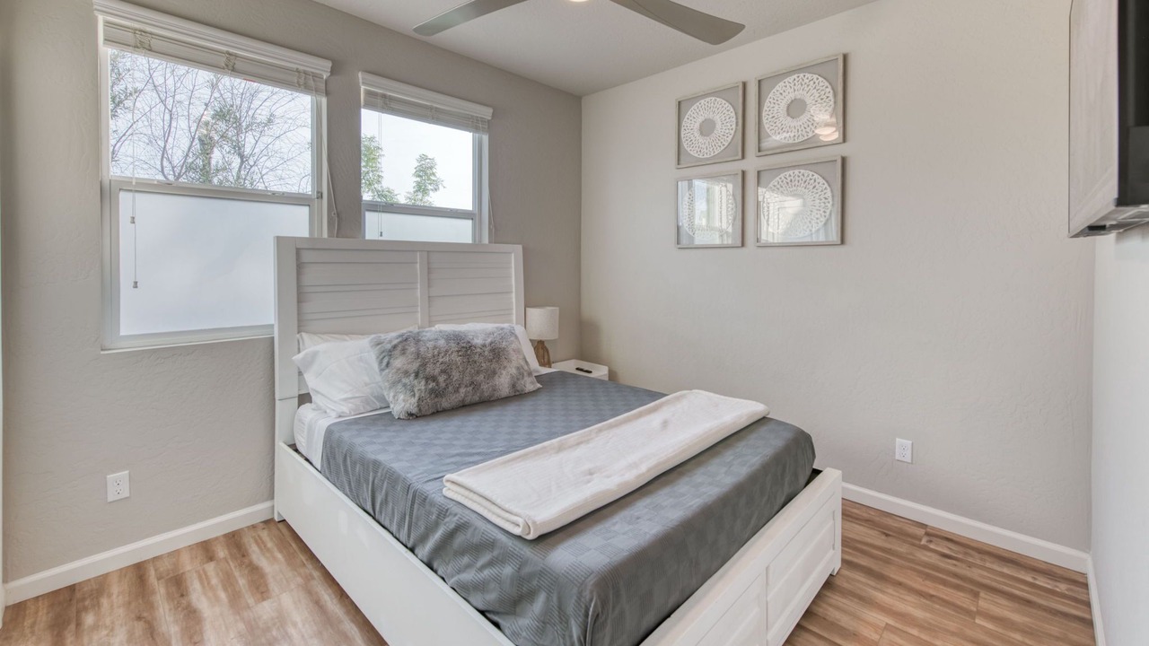 Photo of Bedroom in Raisin