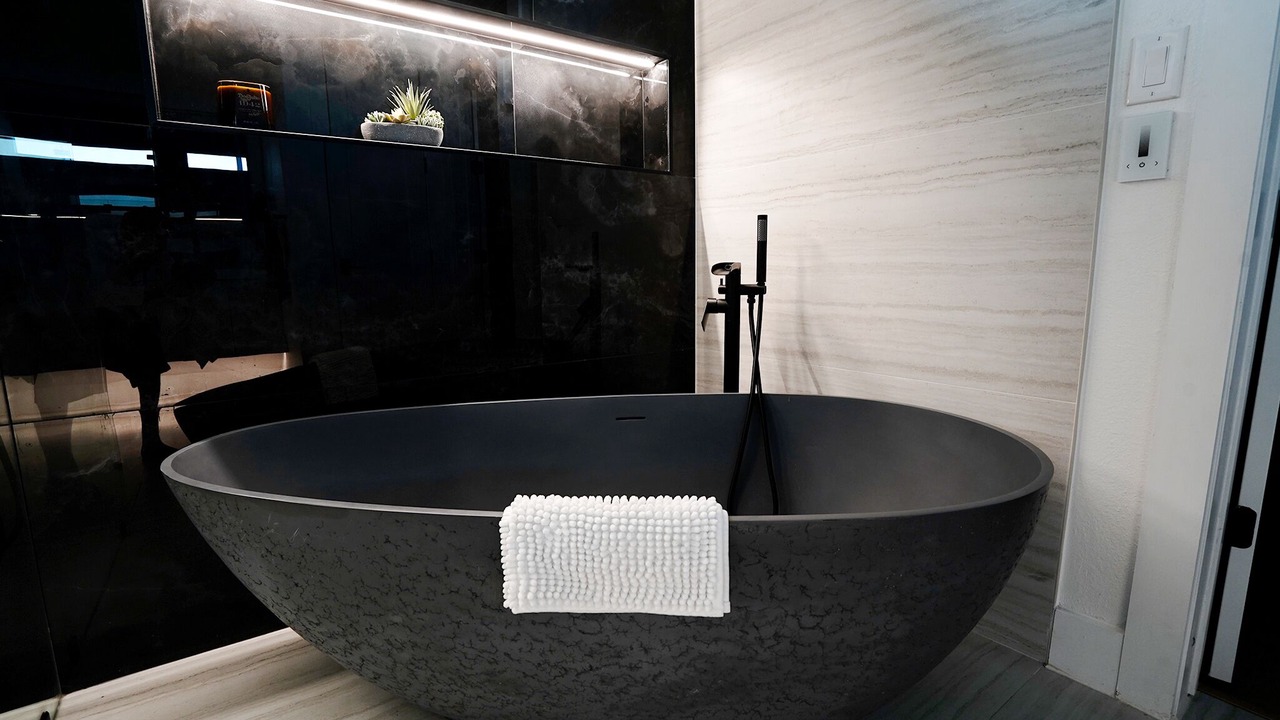 Photo of Bathroom in West Dallas