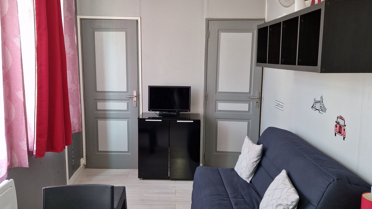 Photo of Livingroom in Ault