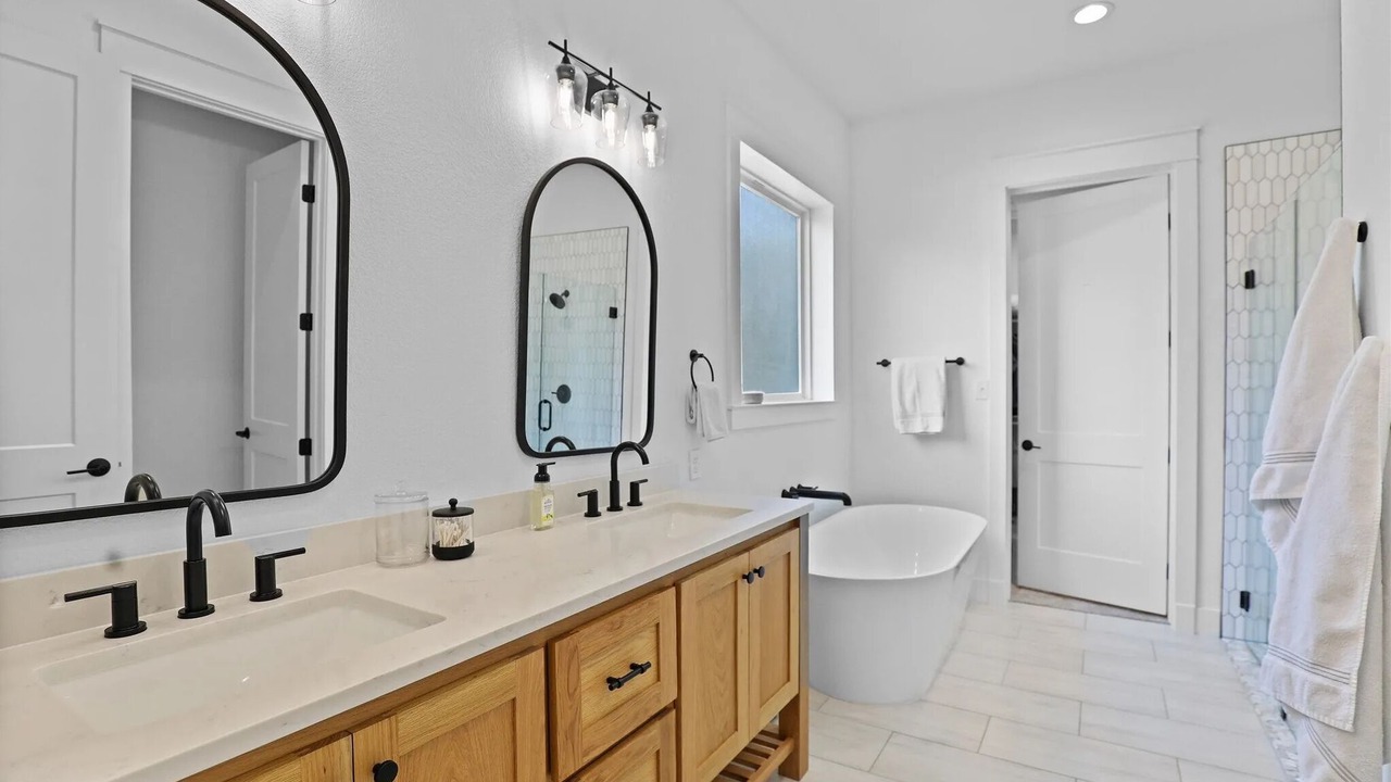 Photo of Bathroom in Kemp