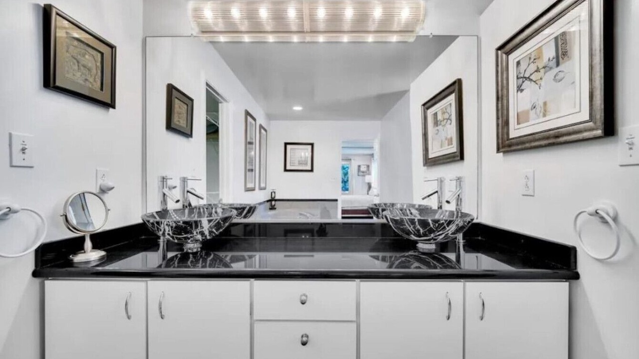 Photo of Bathroom in Croatan Beach
