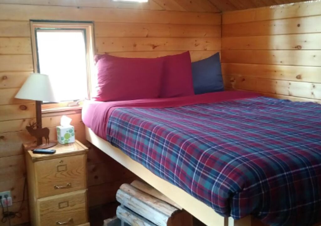 Photo of Bedroom in Cooke City-Silver Gate