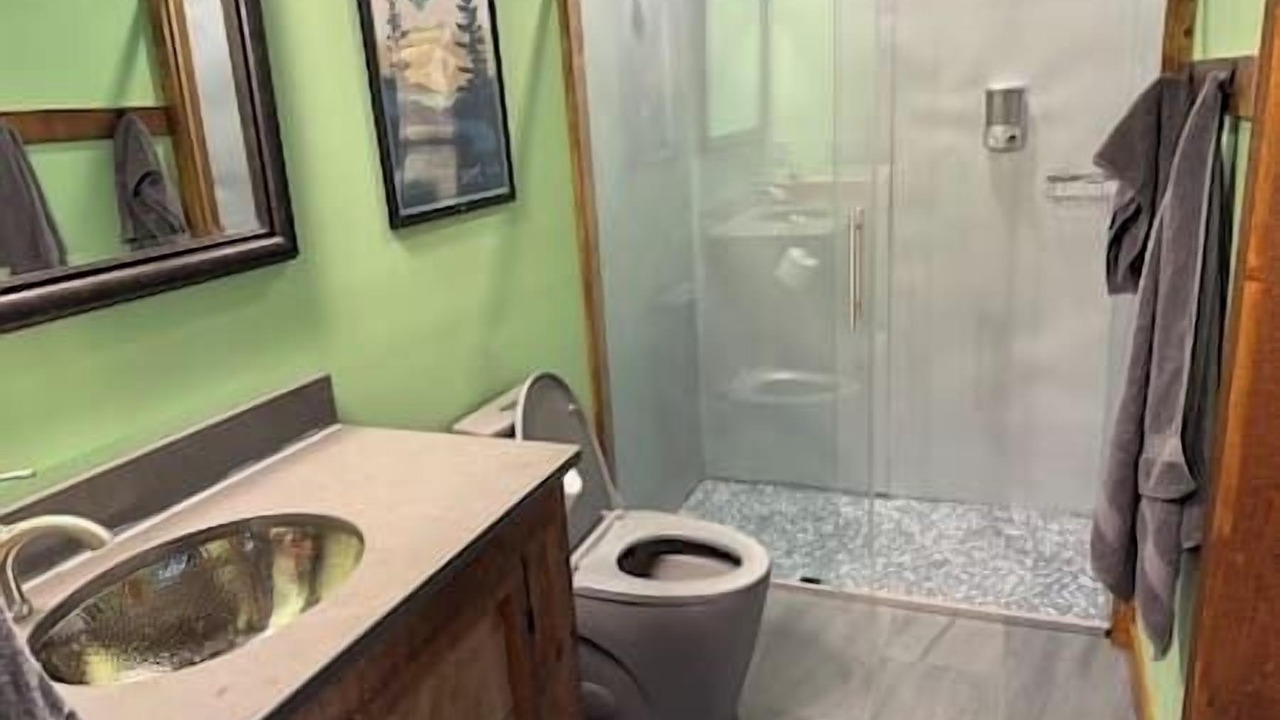 Photo of Bathroom in Ridgeline Vistas