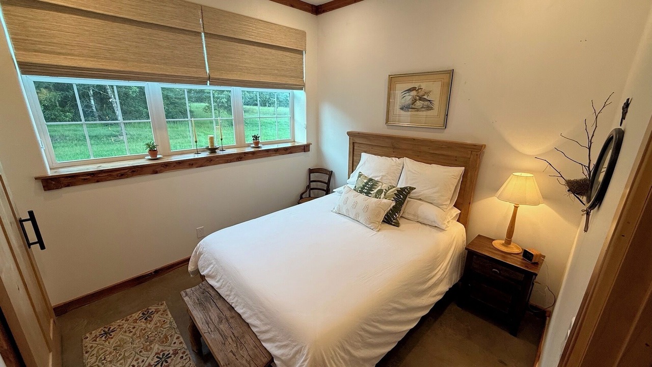 Photo of Bedroom in Cherokee County