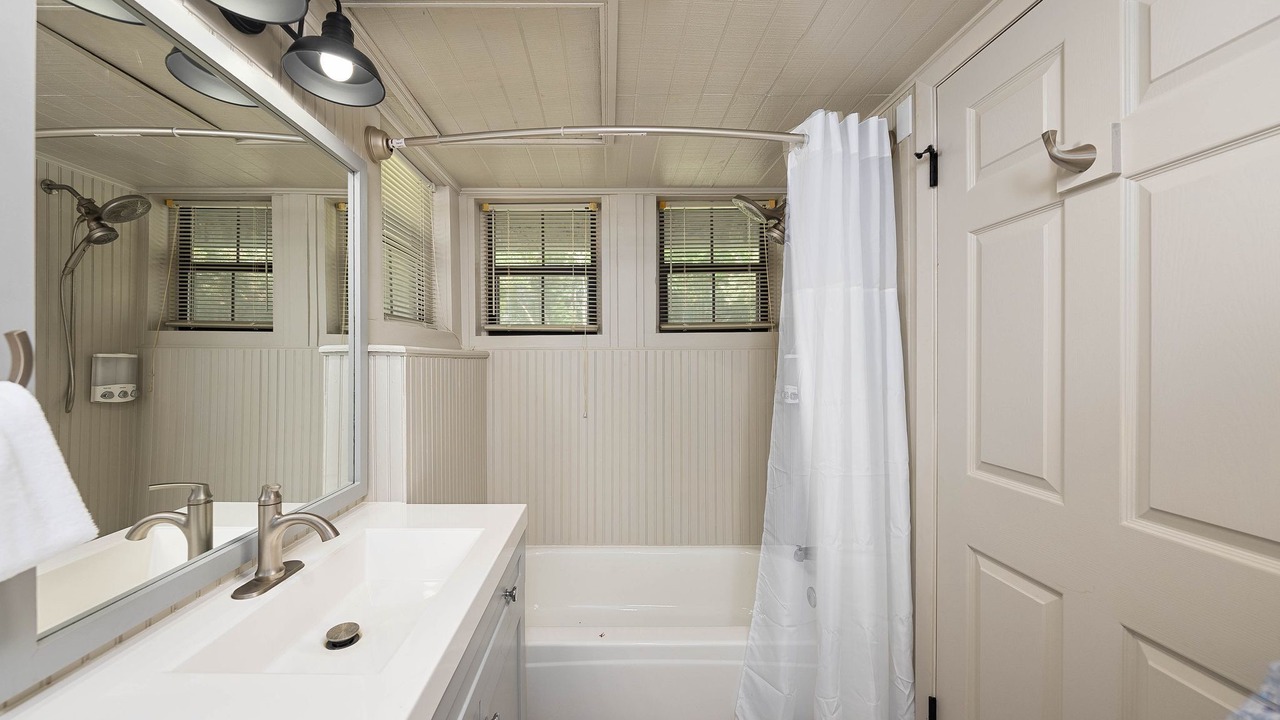 Photo of Bathroom in Boerne