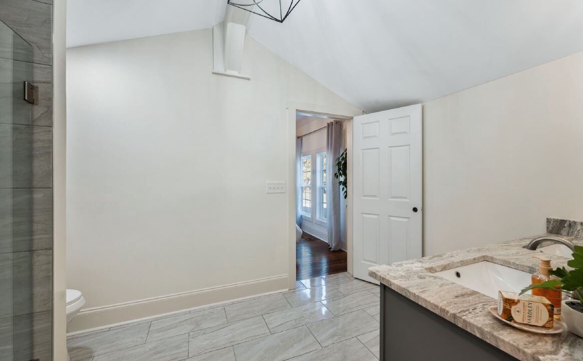 Photo of Bathroom in Athens