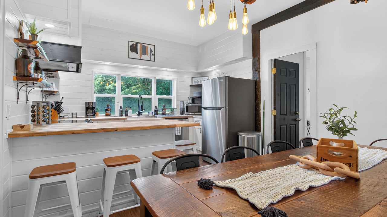 Photo of Others in Bristol Hills