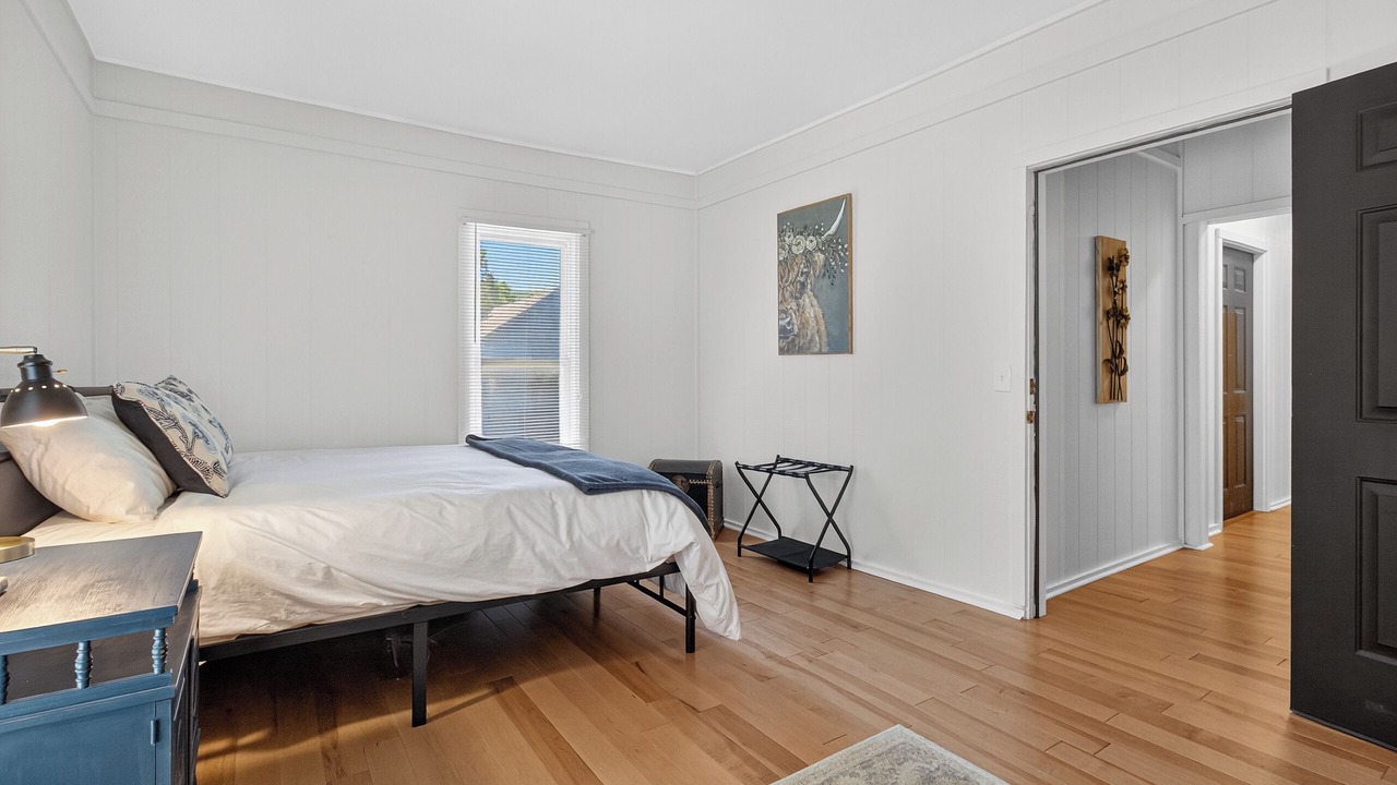 Photo of Bedroom in Bristol Hills