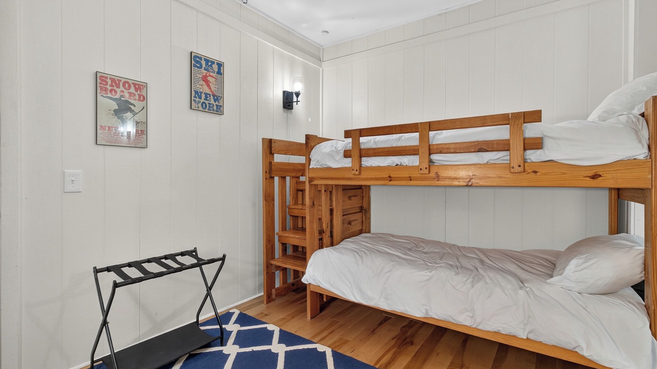 Photo of Bedroom in Bristol Hills