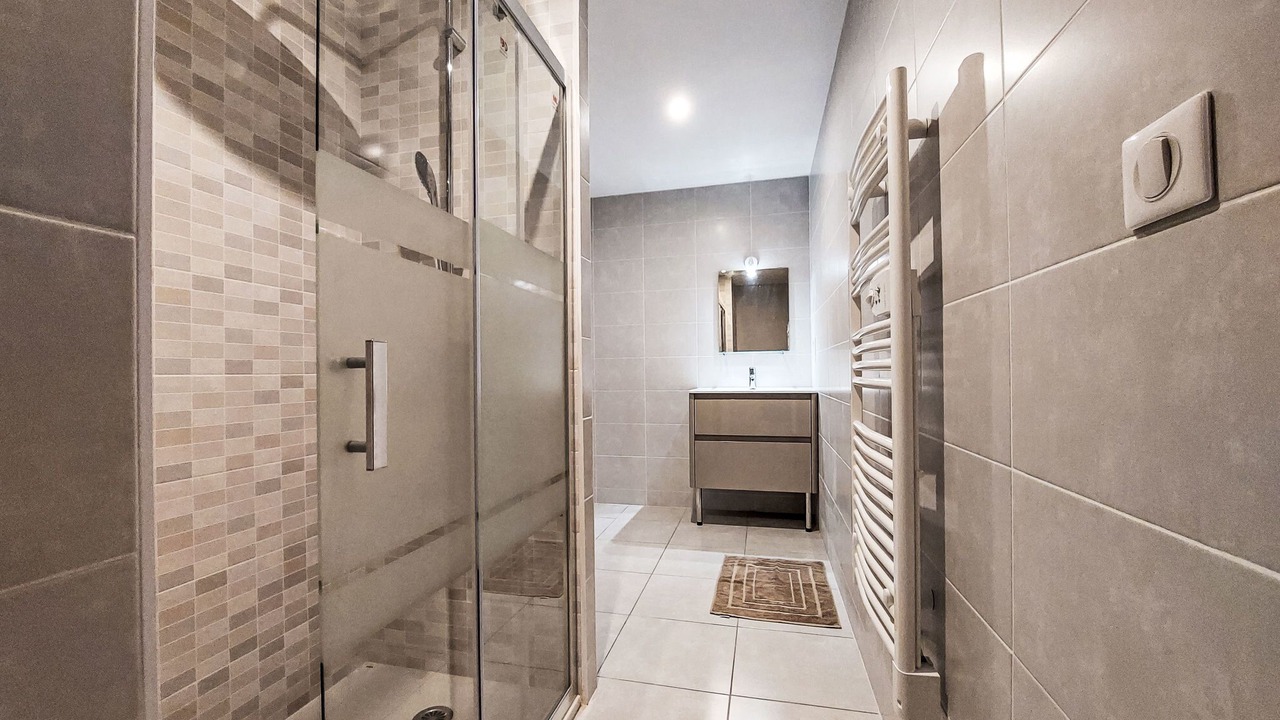 Photo of Bathroom in Plouegat-Moysan