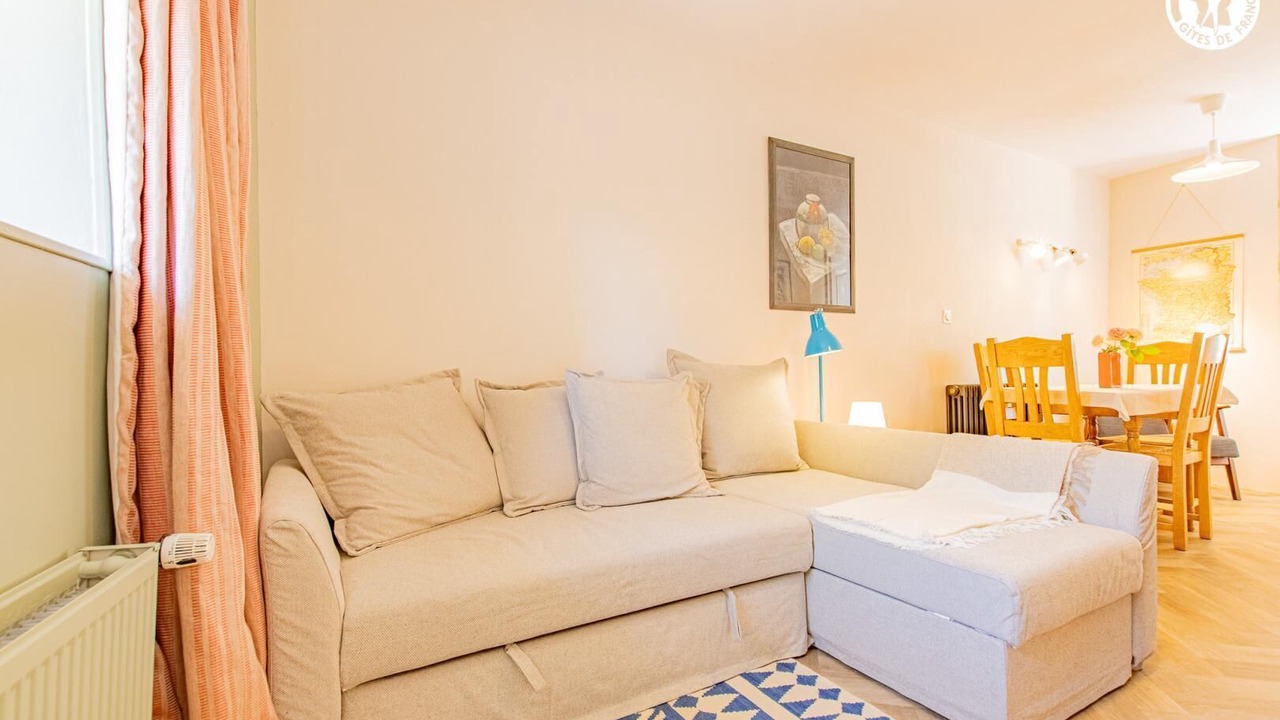 Photo of Livingroom in Saint-Sernin-du-Plain