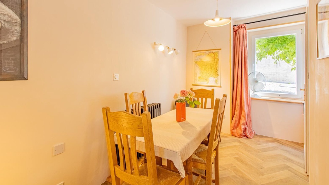 Photo of Others in Saint-Sernin-du-Plain