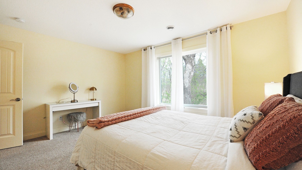 Photo of Bedroom in Rosemount