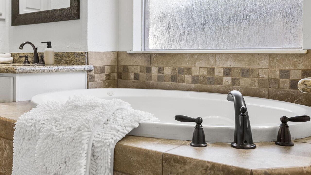 Photo of Bathroom in Willow
