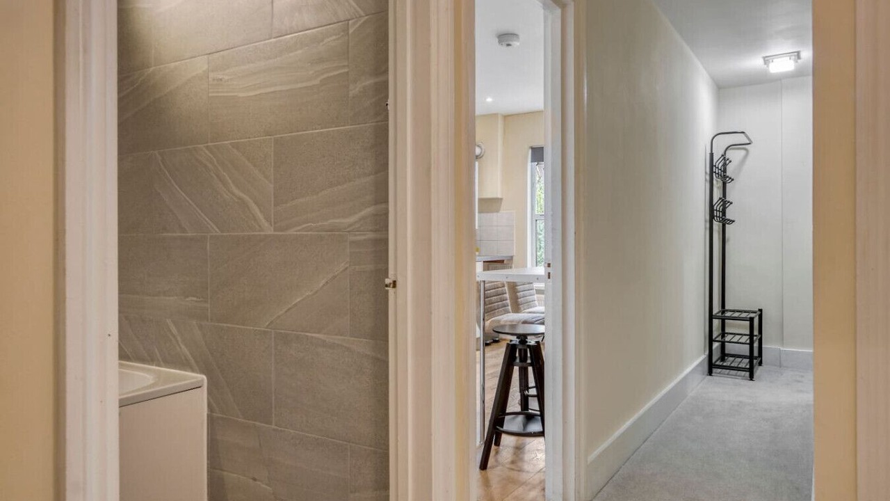 Photo of Others in Bethnal Green