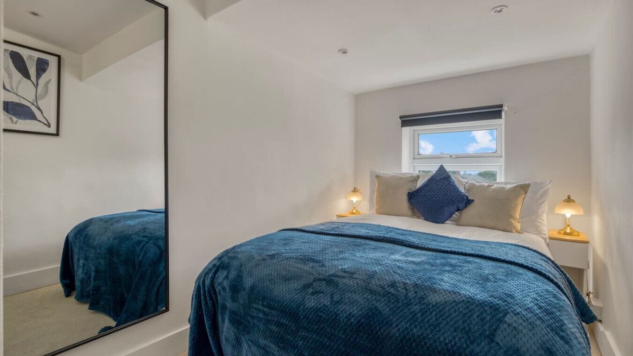 Photo of Bedroom in Bethnal Green