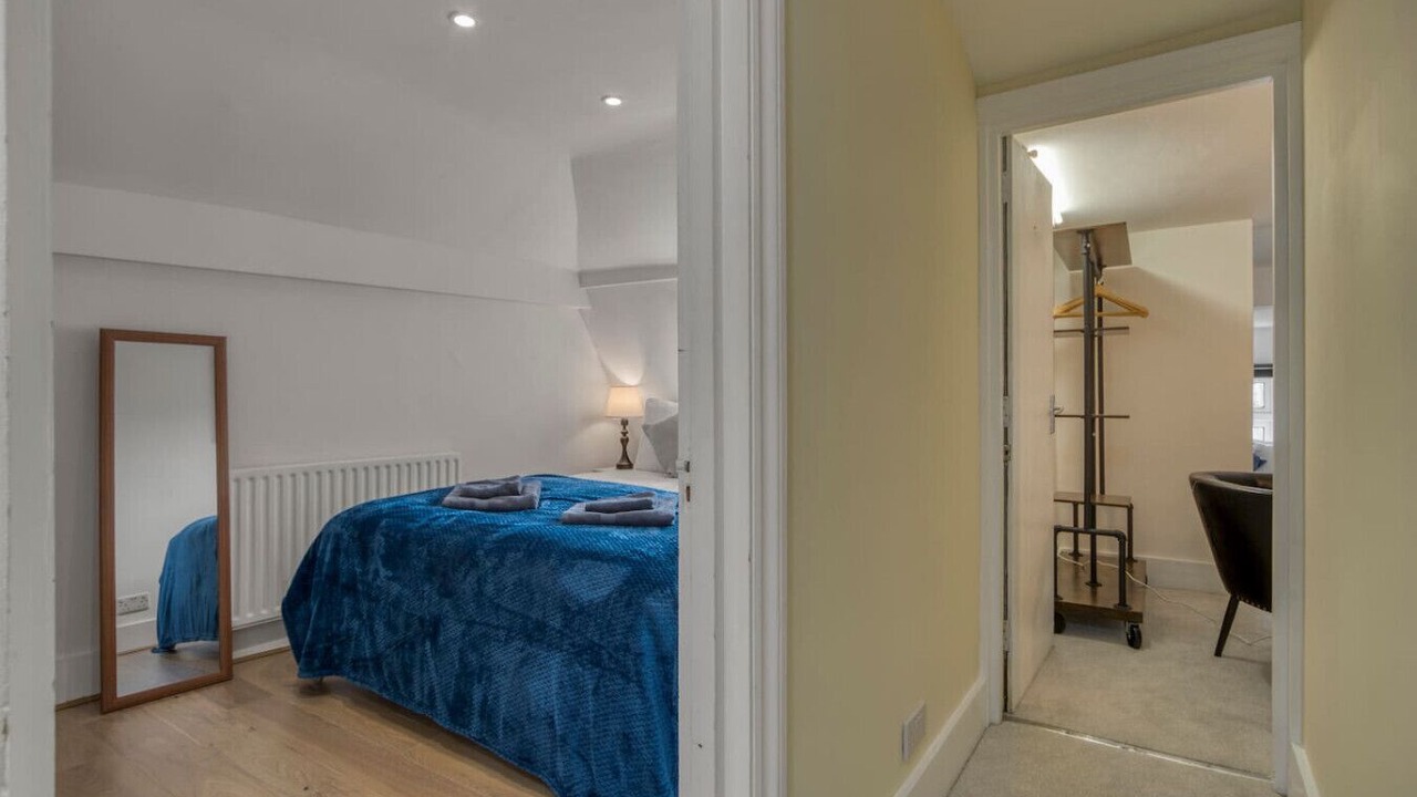 Photo of Bedroom in Bethnal Green