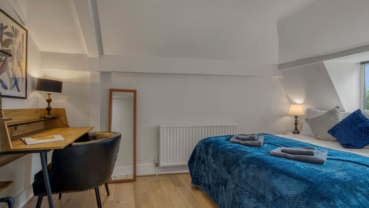 Photo of Bedroom in Bethnal Green