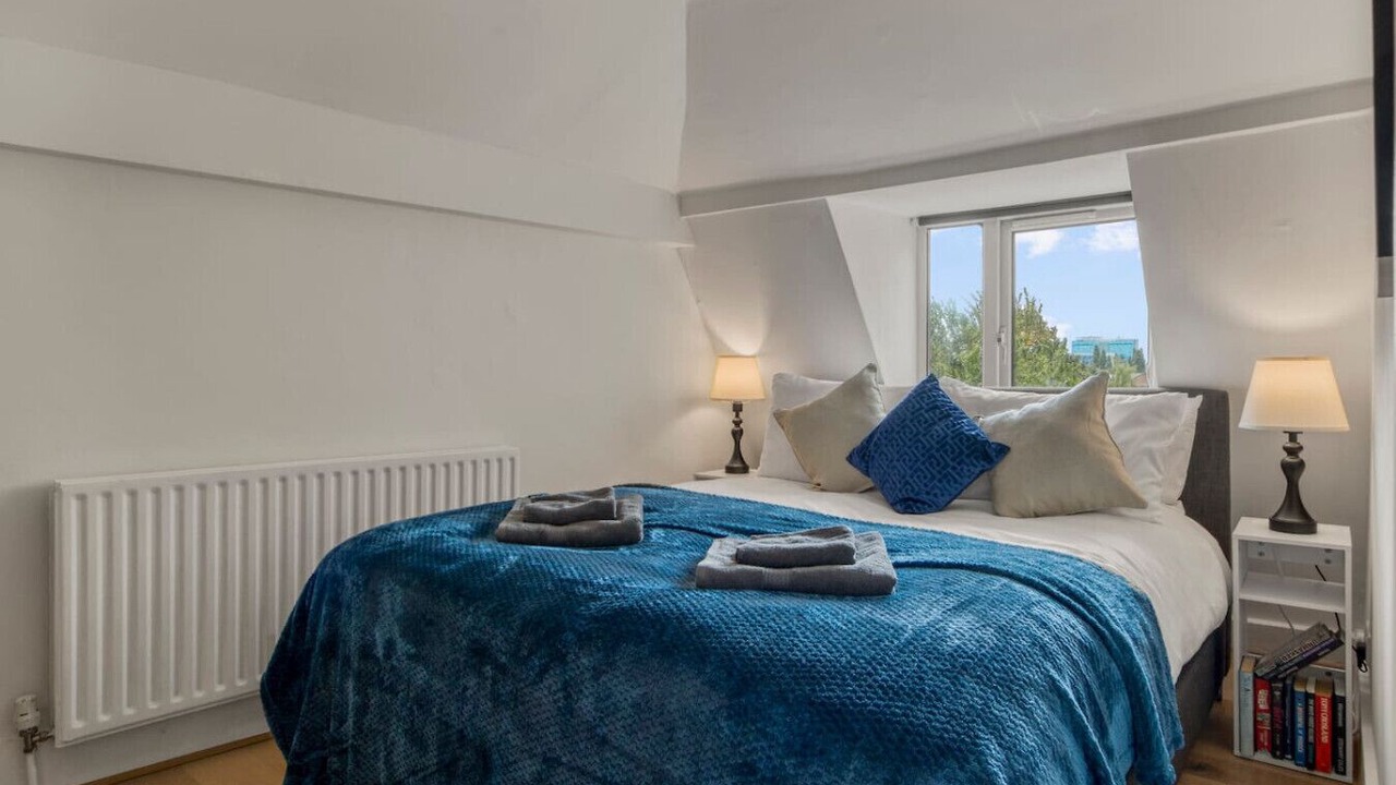 Photo of Bedroom in Bethnal Green