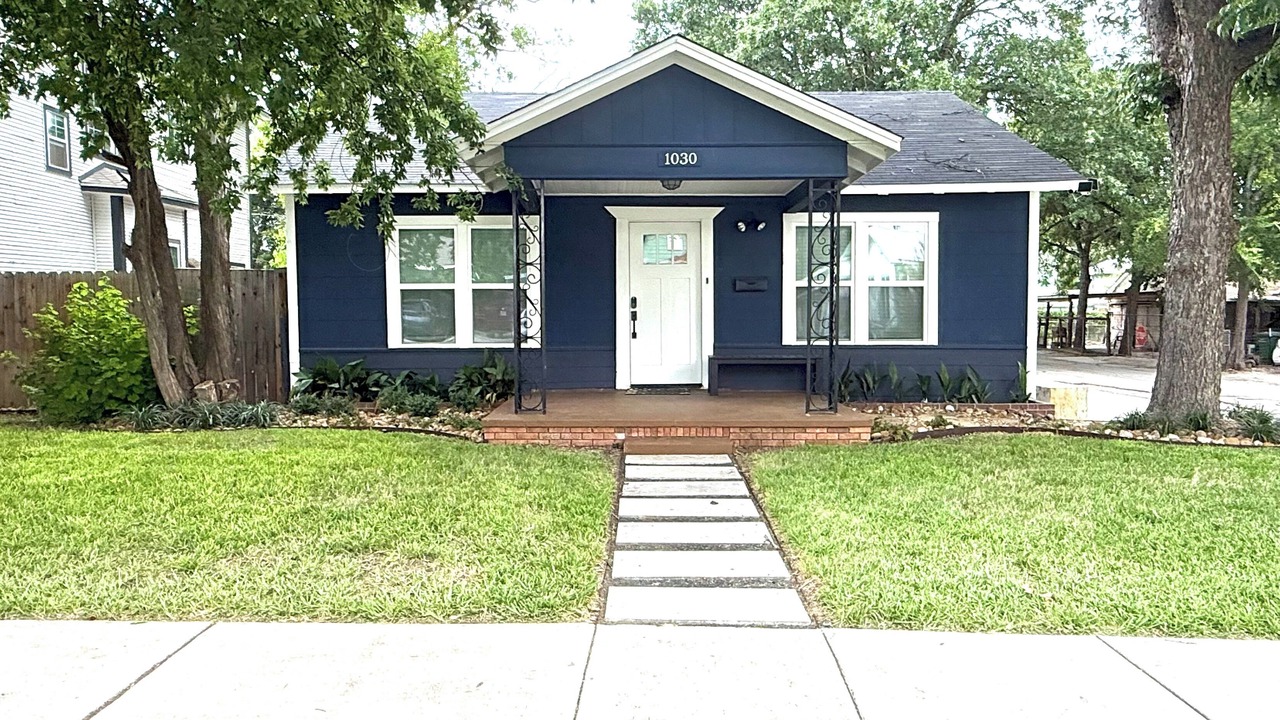 Photo of Outdoor in Highland Park