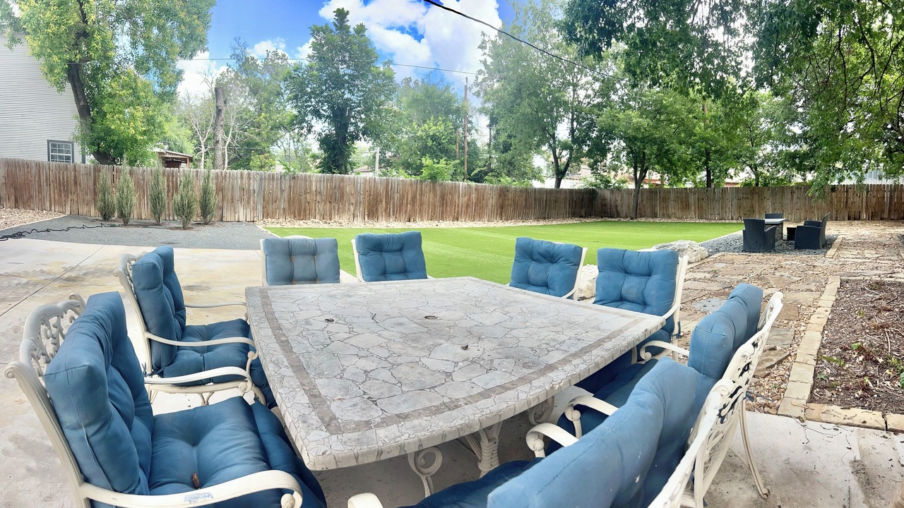 Photo of Outdoor in Highland Park
