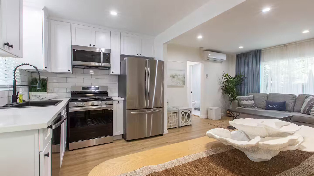 Photo of Kitchen in Alamitos Beach