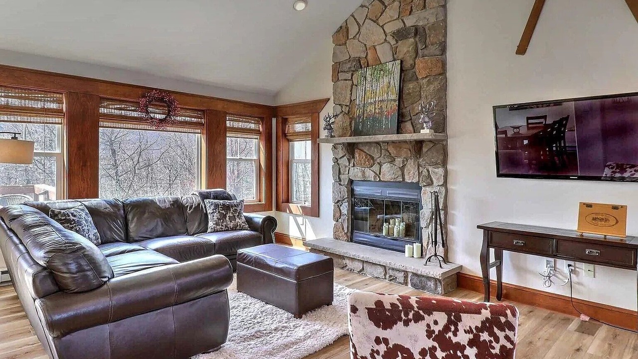 Photo of Livingroom in Tannersville