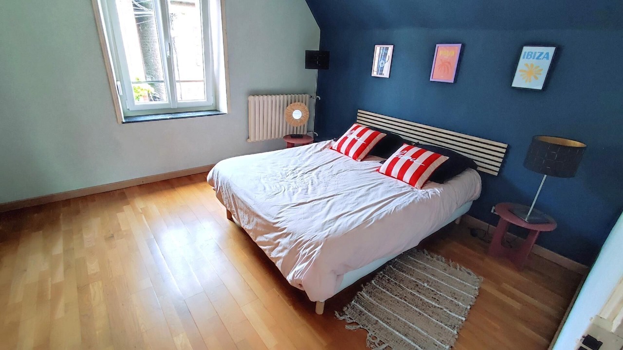 Photo of Bedroom in Charleville-Mezieres