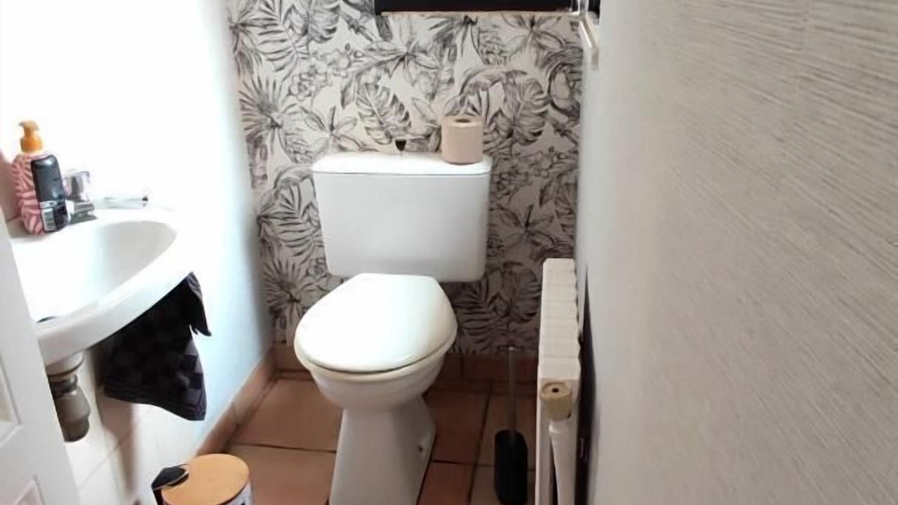 Photo of Bathroom in Charleville-Mezieres