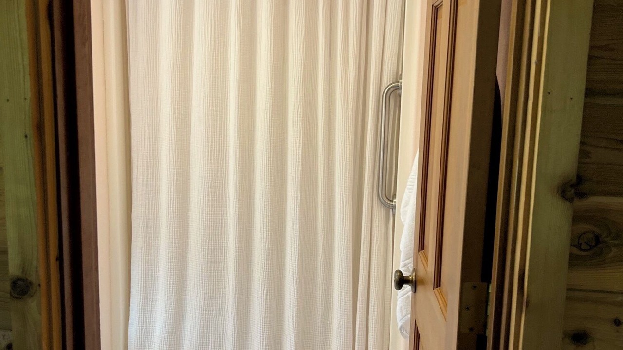 Photo of Bathroom in Black Butte Ranch