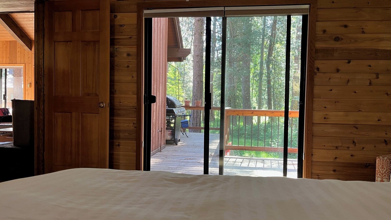 Photo of Bedroom in Black Butte Ranch