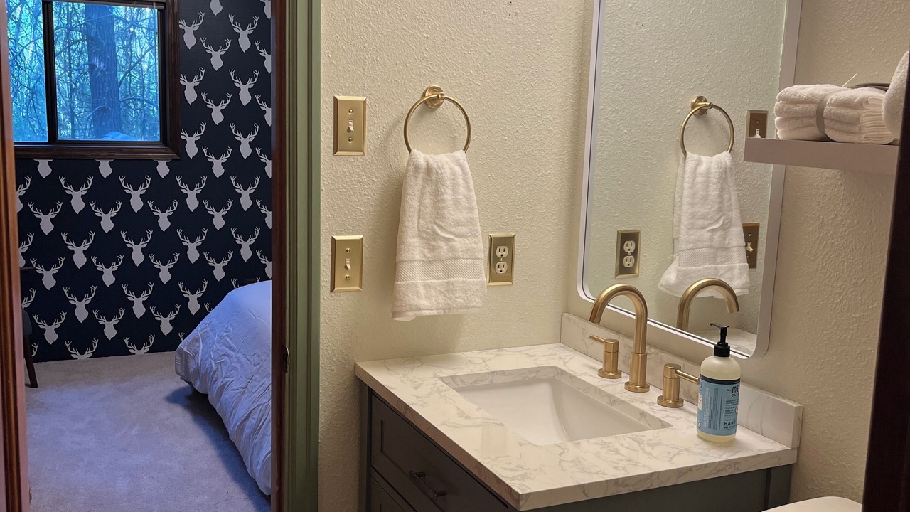 Photo of Bathroom in Black Butte Ranch