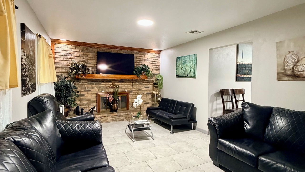 Photo of Livingroom in Pine Hills