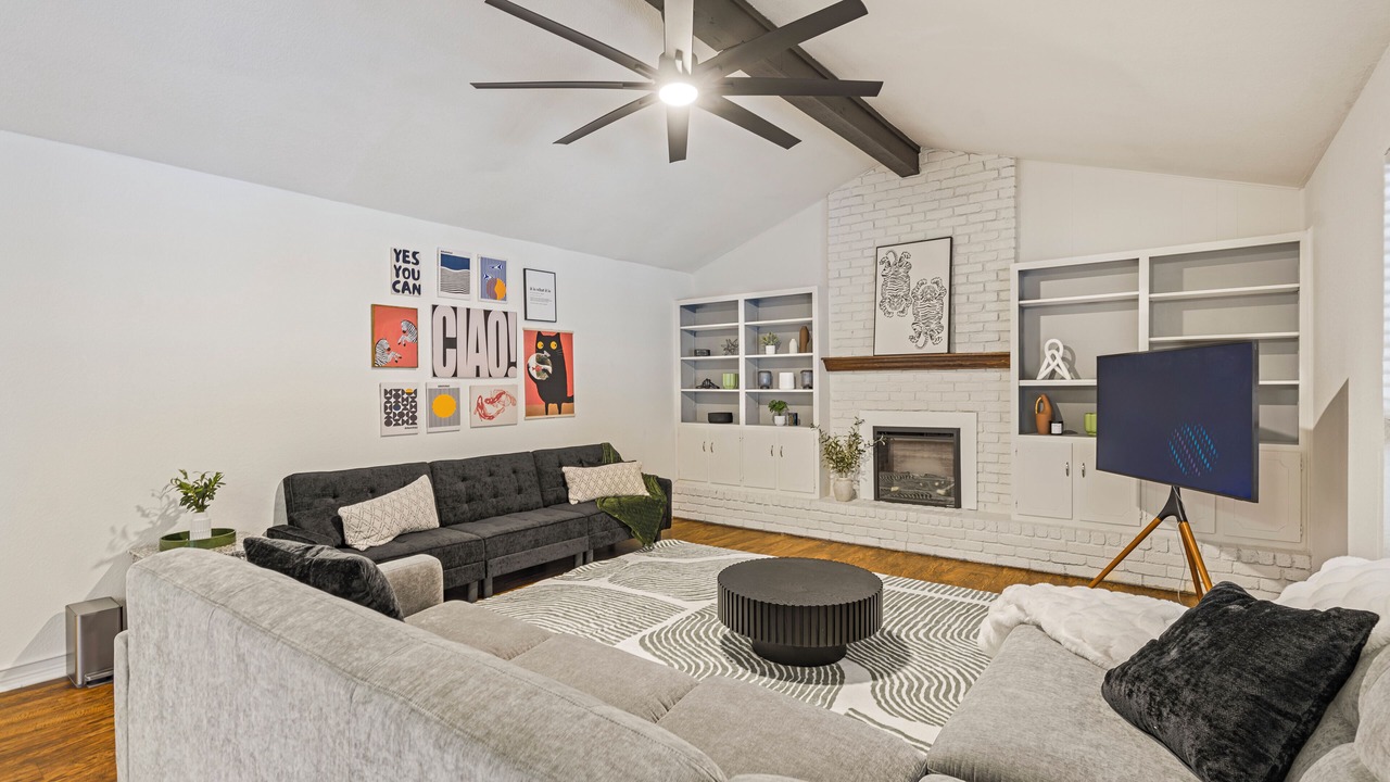 Photo of Livingroom in Franklin Park