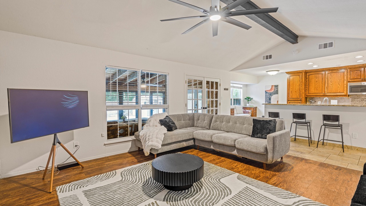 Photo of Livingroom in Franklin Park