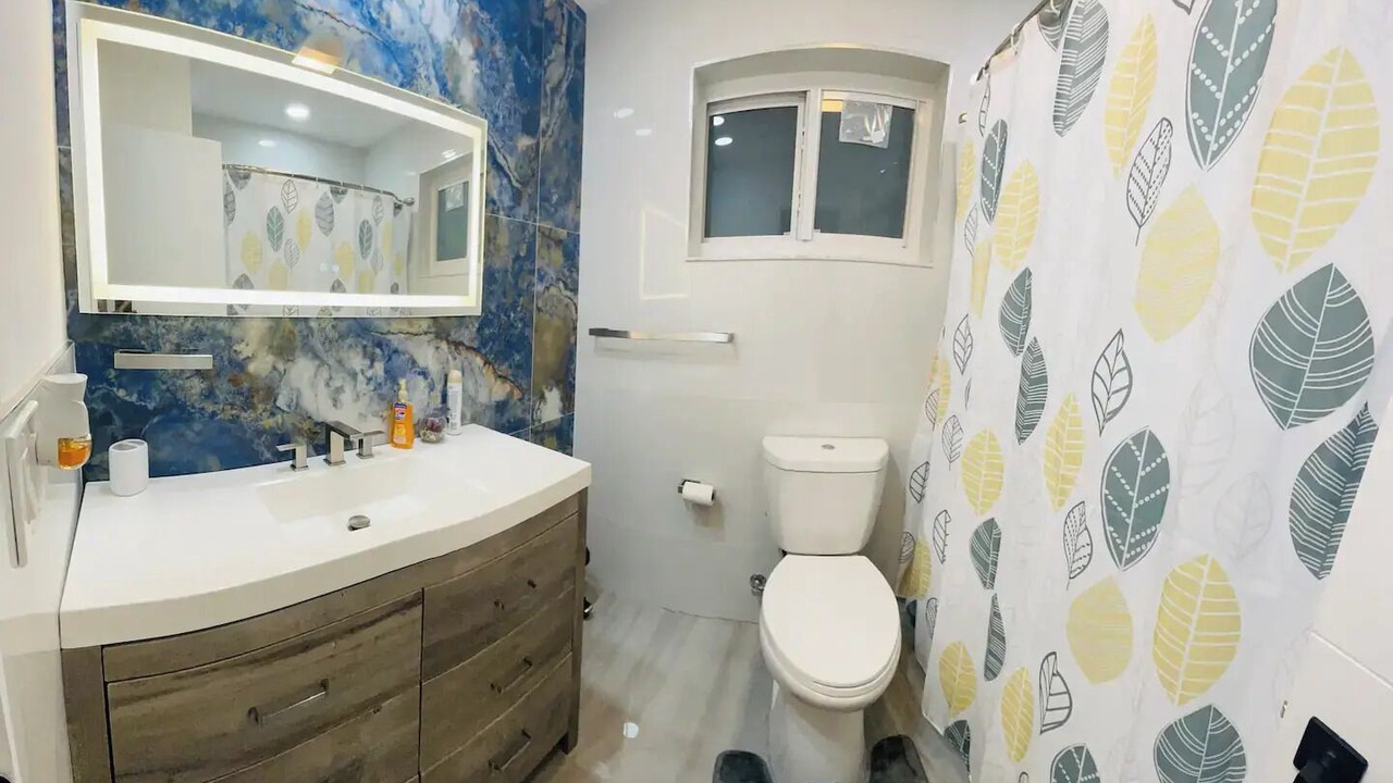 Photo of Bathroom in Miramar