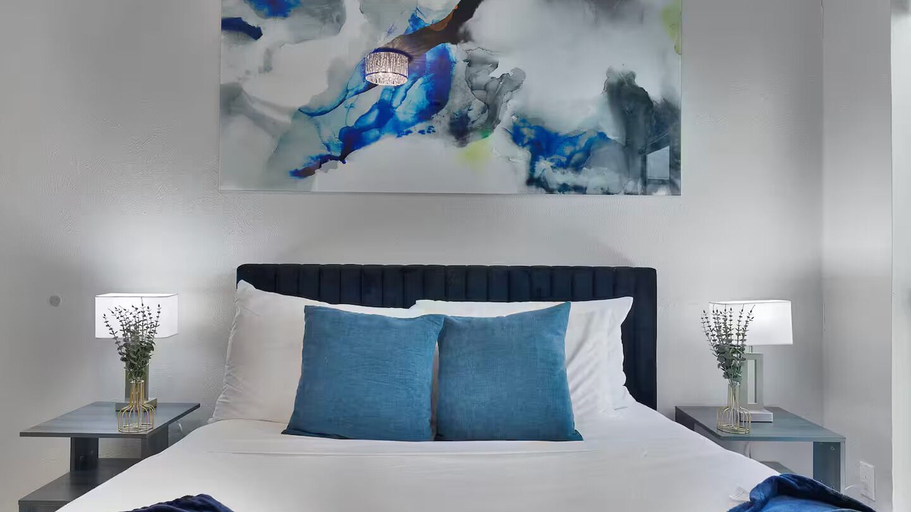 Photo of Bedroom in Lake Highlands