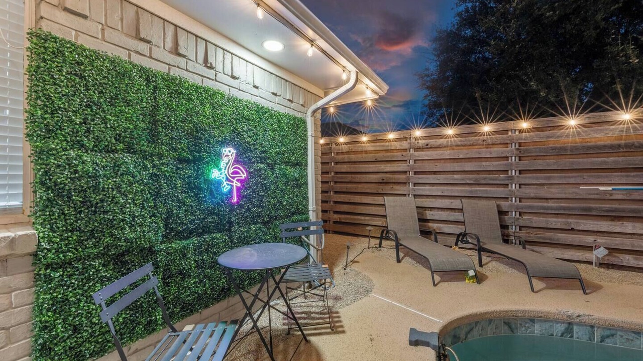 Photo of Outdoor in Lake Highlands