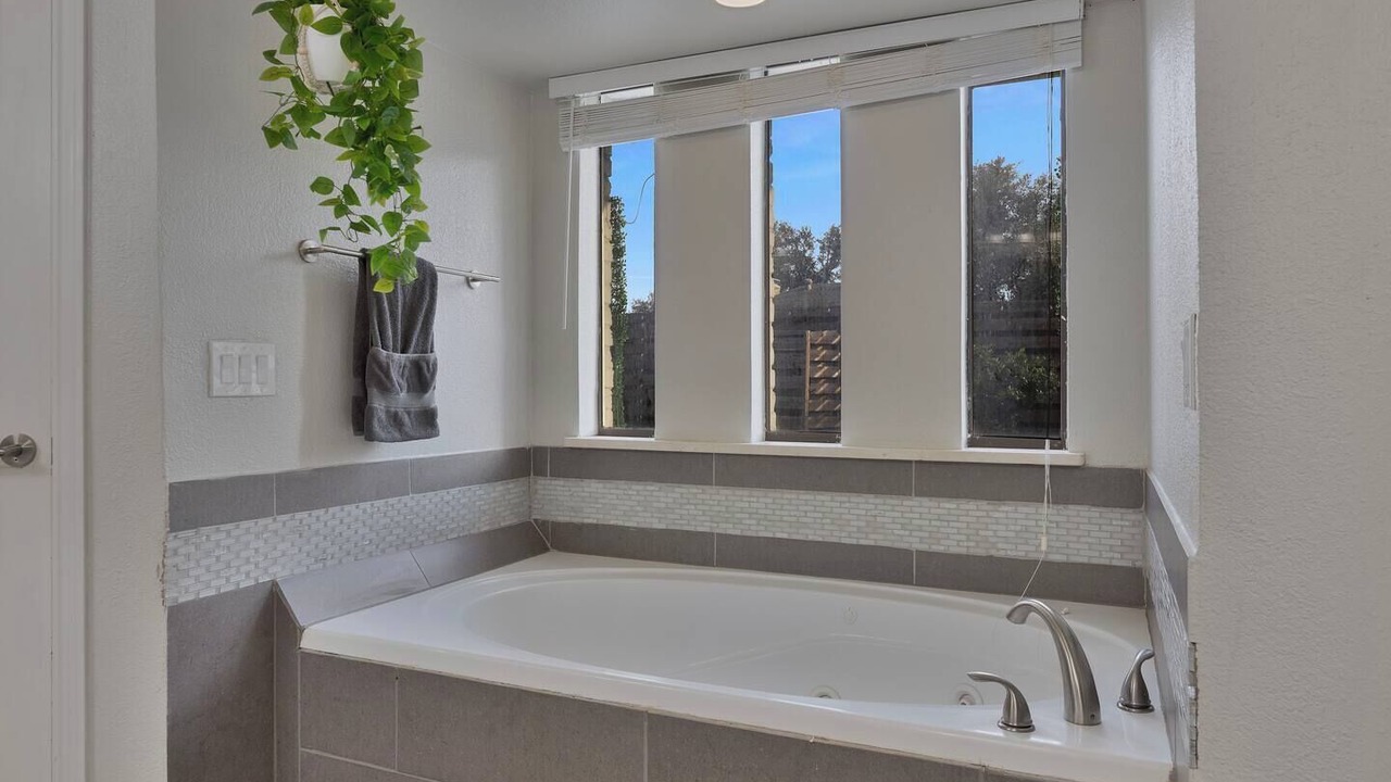 Photo of Bathroom in Lake Highlands