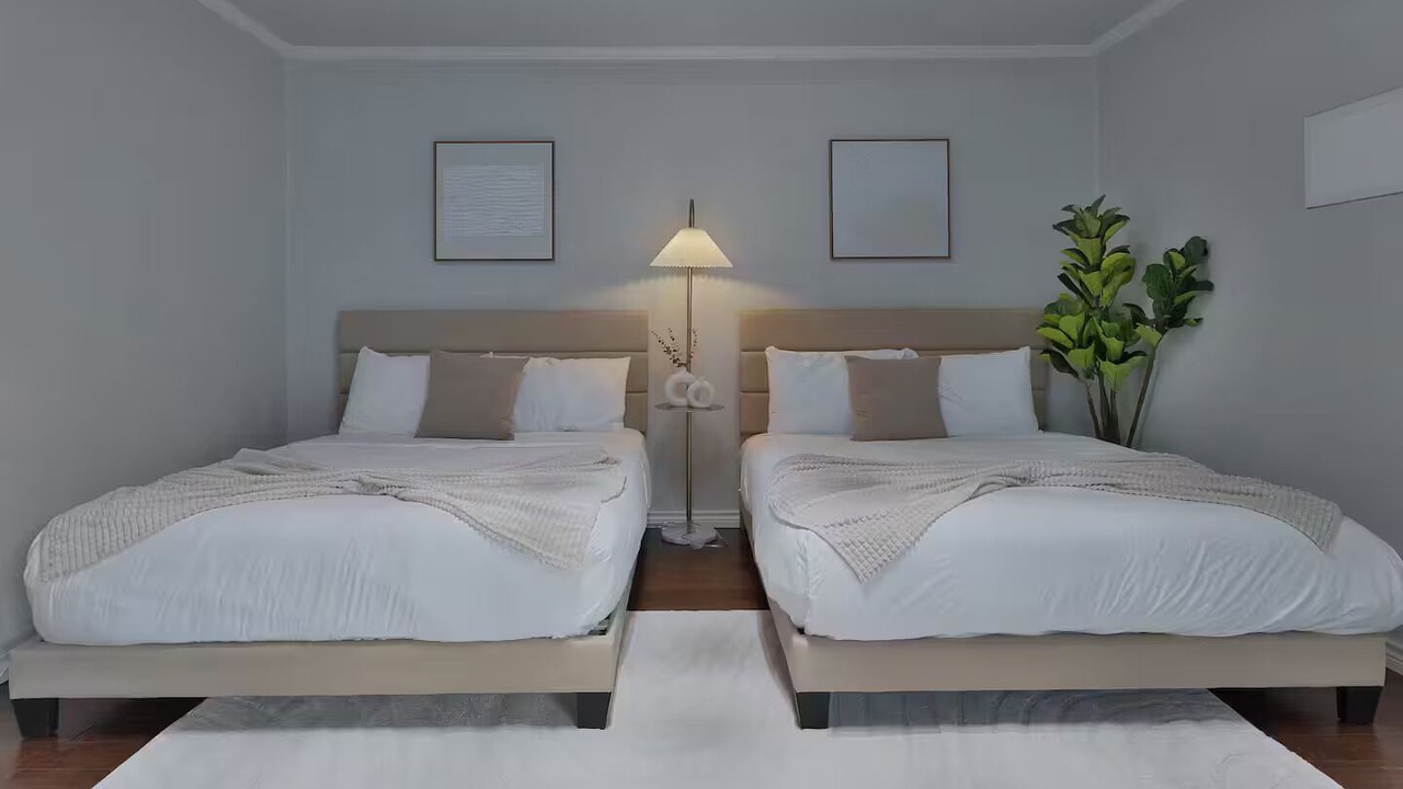 Photo of Bedroom in Lake Highlands