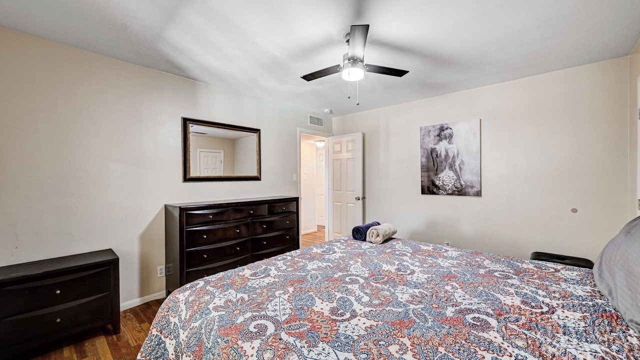 Photo of Bedroom in Rancho Oakey