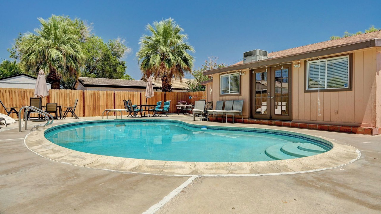 Photo of Outdoor in Rancho Oakey