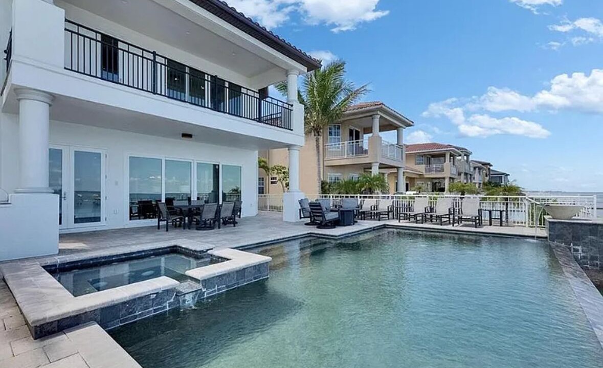 Photo of Outdoor in Apollo Beach