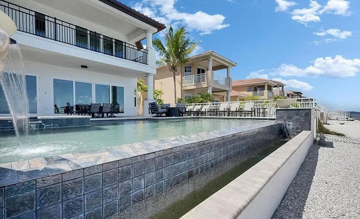 Photo of Outdoor in Apollo Beach